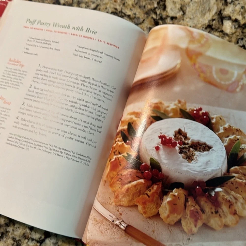 Betty Crocker Celebrate! Cookbook A Year-Round Guide to Holiday Food and Fun